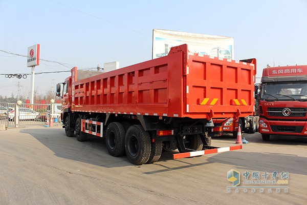 东风大力神 350马力 8X4自卸车