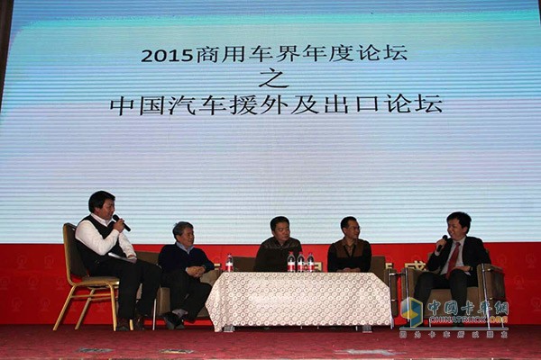 接地气的交流形式受称赞
