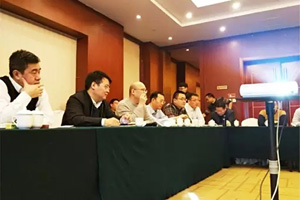 中国重汽聚焦运煤专线 让利用户