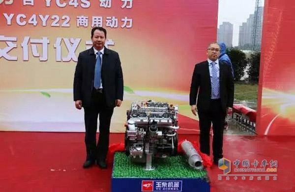 玉柴YC4Y22交付仪式