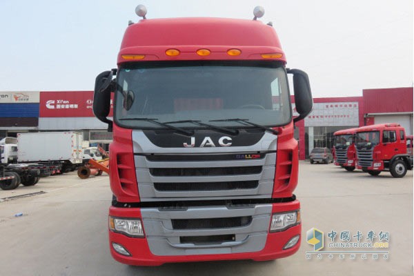 江淮格尔发A5W 245马力6x2载货车