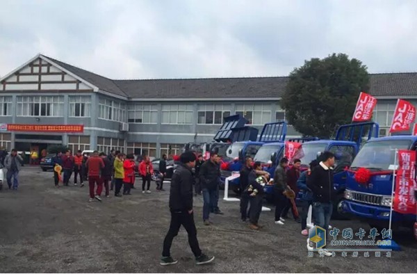 江淮轻型工程车”新春好享购“暨新品发布会在宁波举行