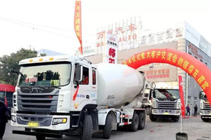 交车58台！格尔发国五搅拌车强势登陆上海！