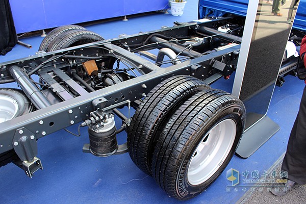 New Daily 170马力 4x4 型号
