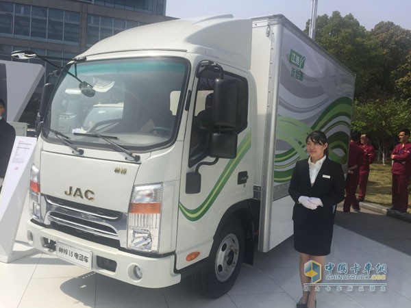 帅铃i5电动车