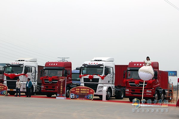 中国重汽汕德卡、斯太尔2016购车嘉年华活动在石家庄举行