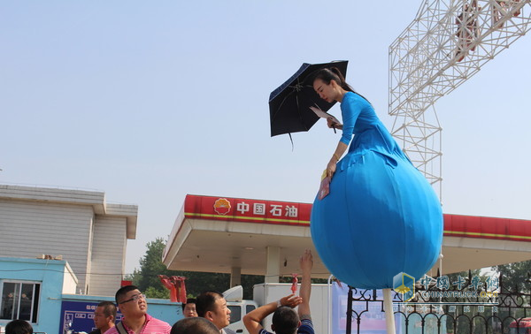 空中美女发放活动手册