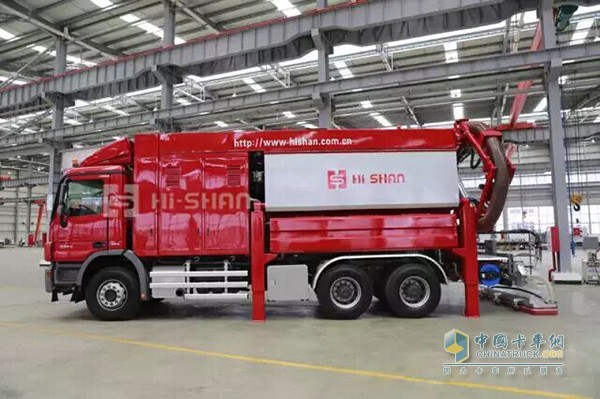 福建海山股份有限公司生产的非破坏挖掘抽吸车
