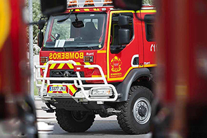 雷诺卡车向马德里政府交付22台消防车