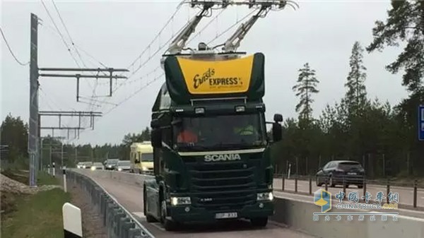 斯堪尼亚电动卡车在瑞典进行路测