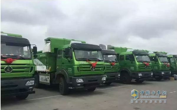 北奔重汽渣土车