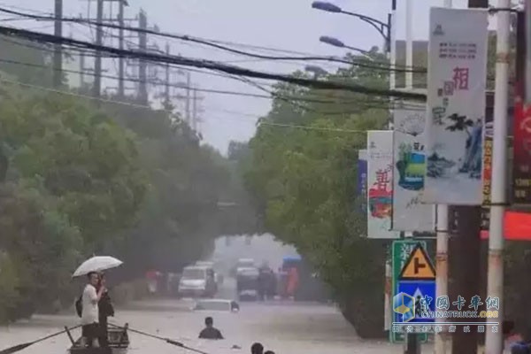 受灾地区