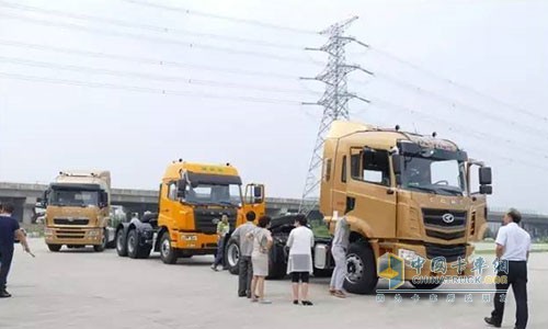 试乘试驾华菱星马产品