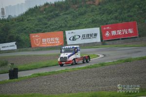 乘龙双雄亮剑，夺取2016中国卡车公开赛成都站冠军