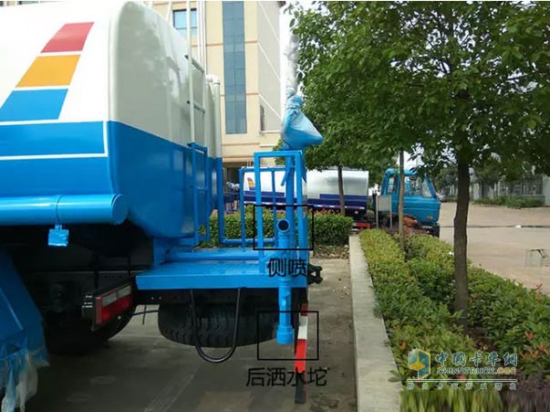东风145洒水车