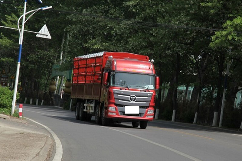 福田戴姆勒欧曼GTL 9系 山区型 400马力 8X4 9.53米仓栅式载货车(BJ5319CCY-XH)