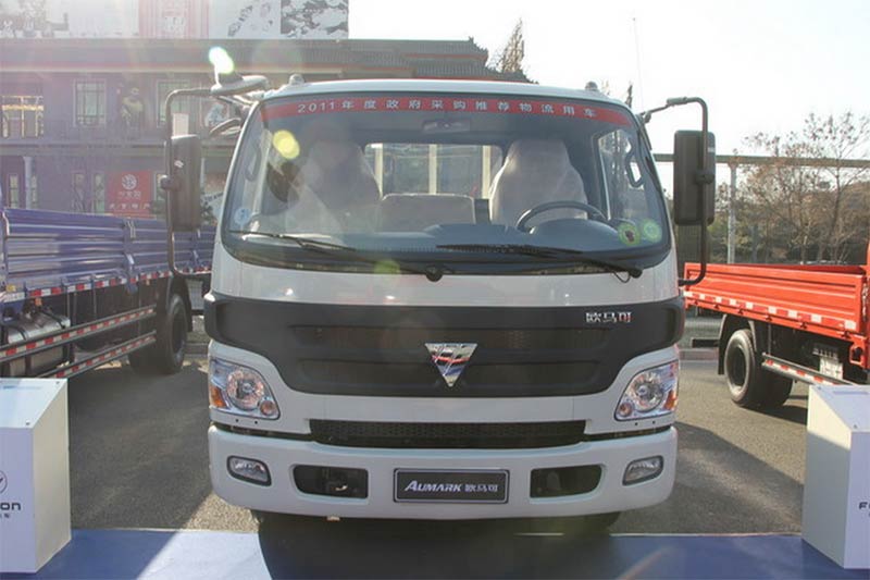 福田欧马可3系 156马力 4X2 5.8米排半栏板载货车(BJ1149VKPED-DB)