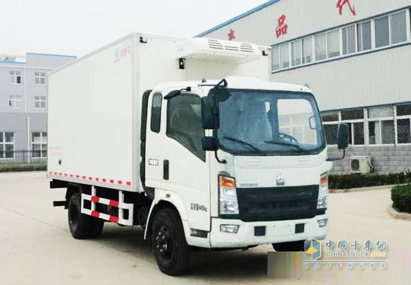 御捷马牌YJM5042XLC型冷藏车