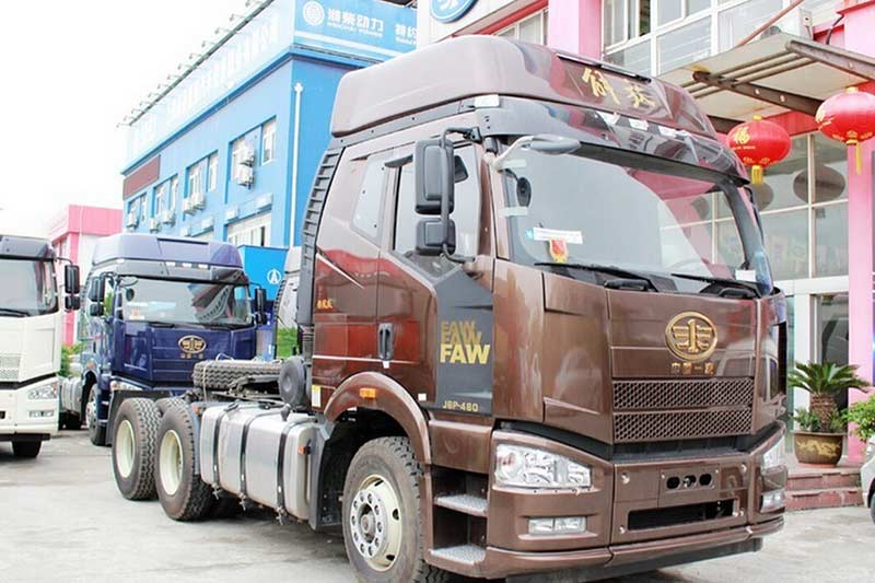 一汽解放 J6P重卡 460马力 6X2牵引车(自动挡)(CA4250P66K24T2A1E4)