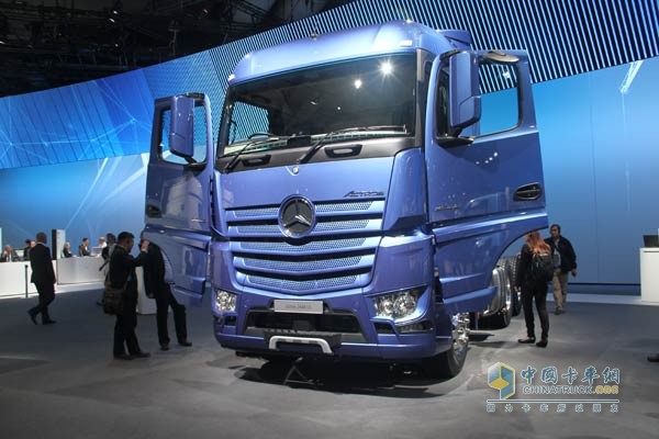 针对欧洲以外市场开发的欧五排放新Actros2648产品