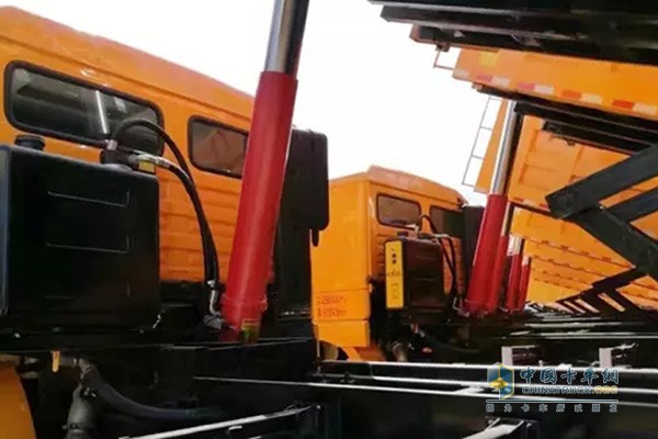 海沃作为X3000自卸车核心供应商全程参与了本次活动