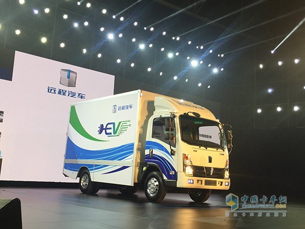 E200定位于城市物流运输，4.2m货箱容积达17㎥