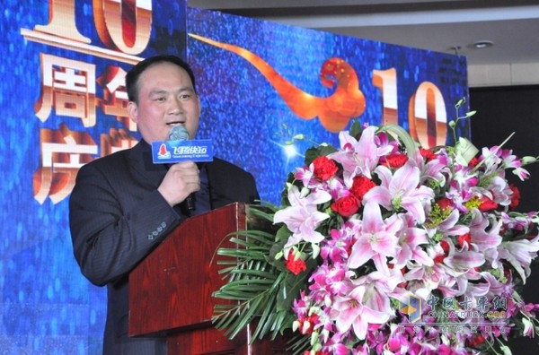 飞腾快运公司董事长林春光