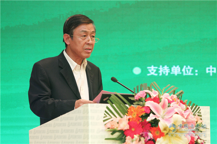 中国能源汽车传播集团董事长、中国汽车报社社长李春雷
