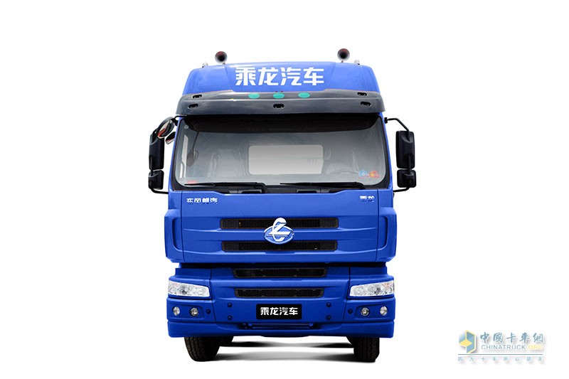 乘龙M5 4X2牵引车