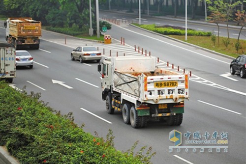 深圳高架桥启用电子警察