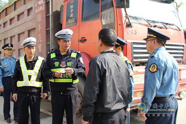 安徽首家高速公路公安交通联合治超点挂牌成立