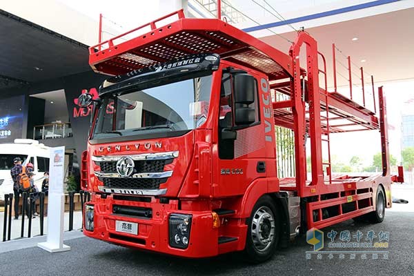 红岩杰狮中置轴轿运车