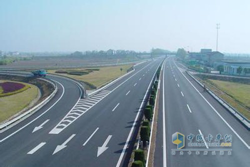 河南高速再迎建设高潮 今年开建公路超千公里