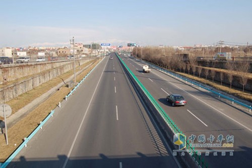 福建：全省设25个检查站 严防公路“三乱”现象