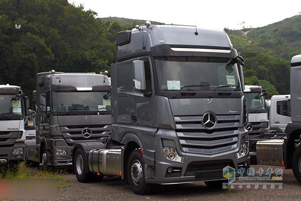 奔驰新Actros 1851