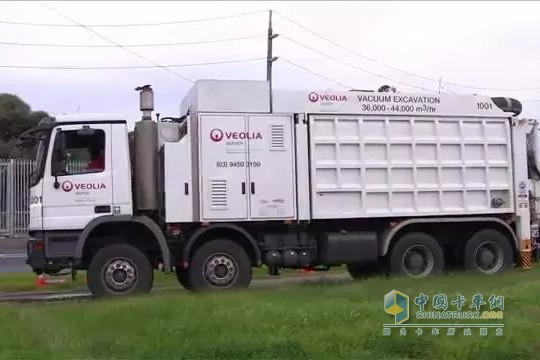 Veolia吸污车