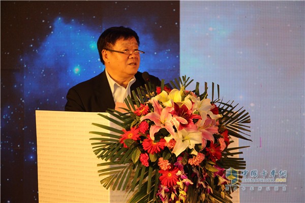中国内燃机工业协会常务副理事长兼秘书长邢敏
