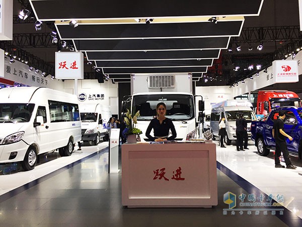 2017年4月19-28日，第十七届上海国际车展工业展览会在上海国家会展中心盛大开幕。上汽集团商用车以“心无限，路同行”为主题，齐聚旗下自主品牌和合资企业参展。