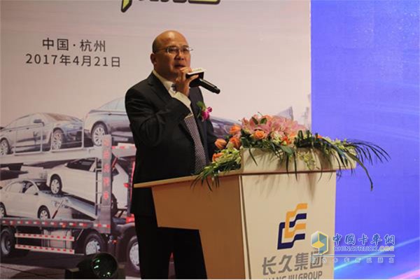 中国重汽销售公司总经理张晓东