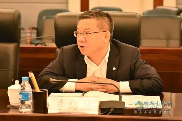 东风公司总经理、党委副书记李绍烛