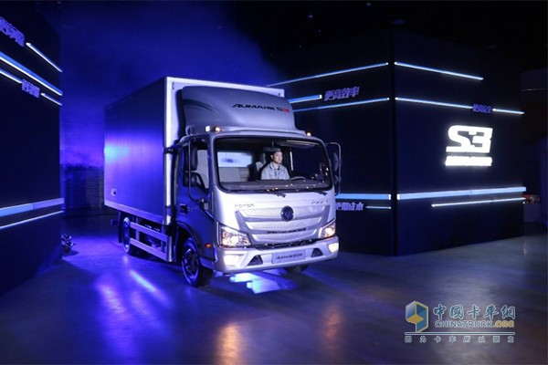 2016年10月27日，全新平台欧马可S3超级卡车北京中国首发