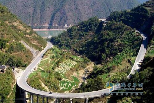 截止4月底 云南高速公路完成投资414.03亿元