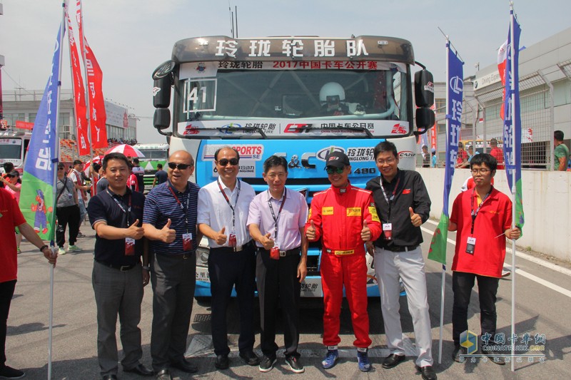 2017中国卡车公开赛首站燃爆北京