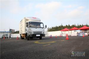 江铃汽车 凯锐800H 国五 112马力 6.9米气制动载货车
