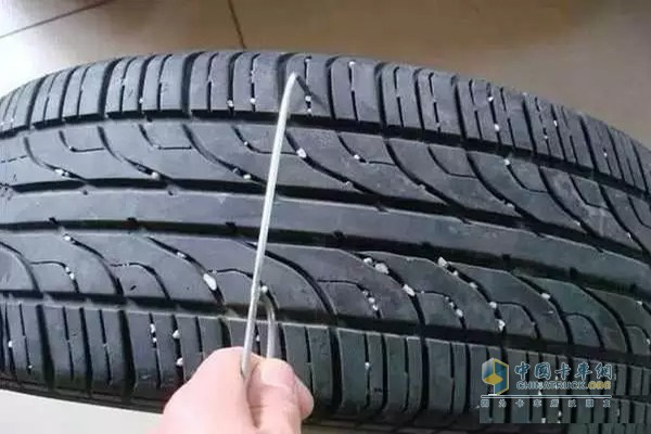 养成勤查看轮胎的习惯