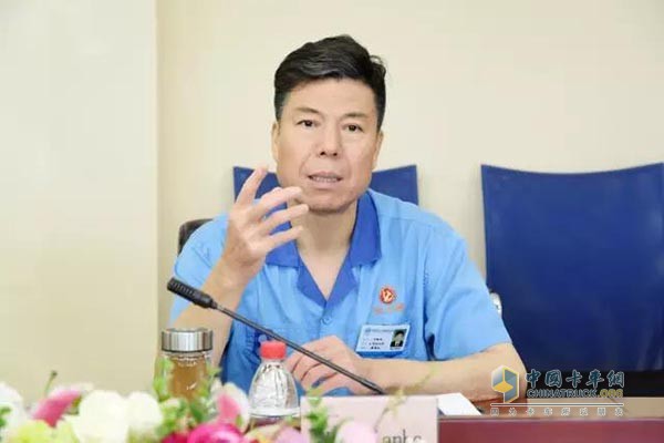 法士特严鉴铂董事长