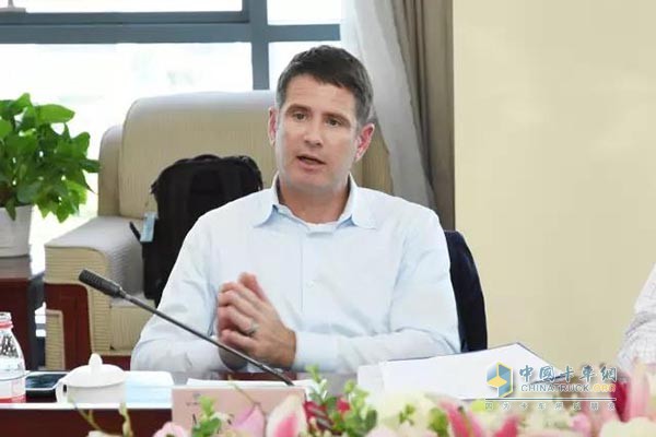 伊顿车辆集团副总裁马克