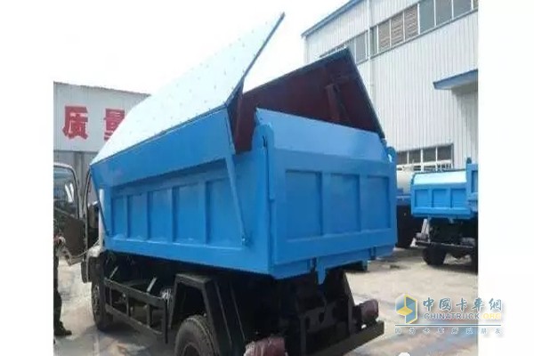 密封式垃圾车