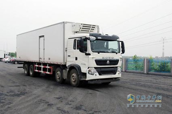 中国重汽T5G冷藏车