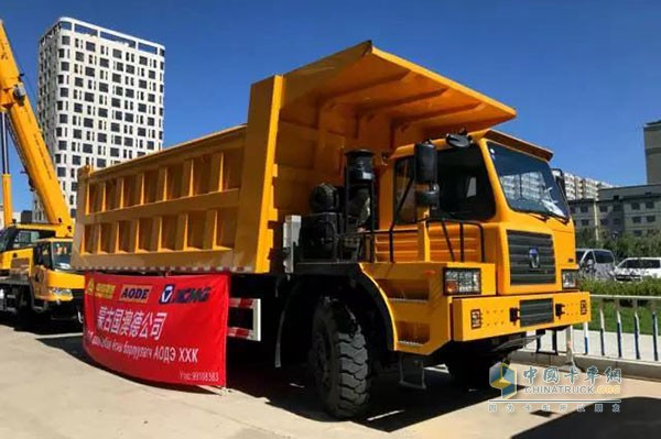 徐工重卡非公路宽体自卸车